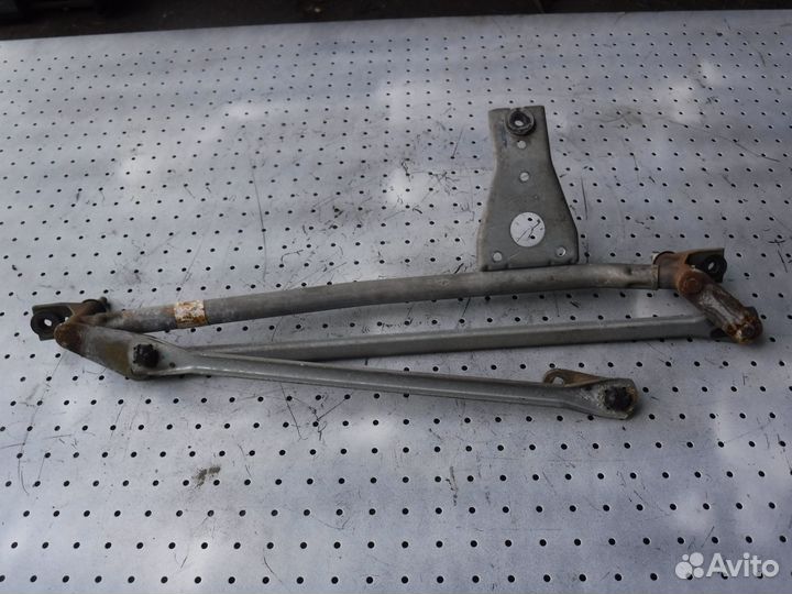 Трапеция стеклоочистителей Mazda Tribute