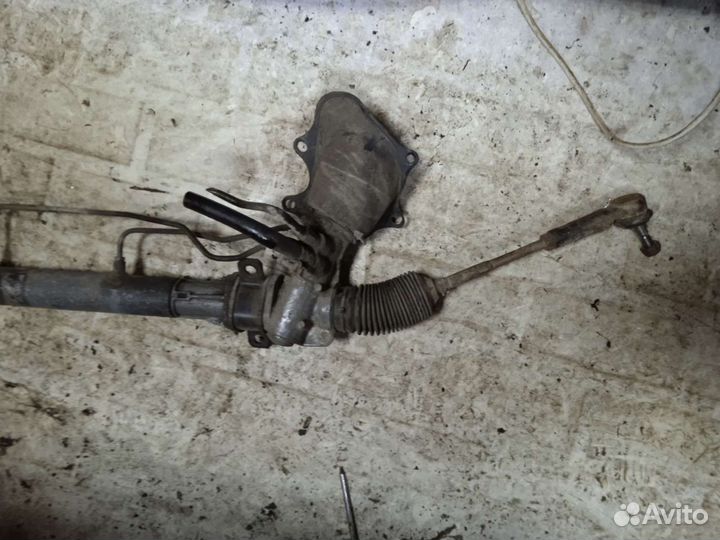 Рулевая рейка Nissan Primera p11
