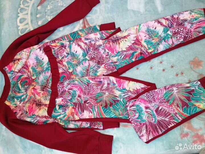 Спортивный костюм