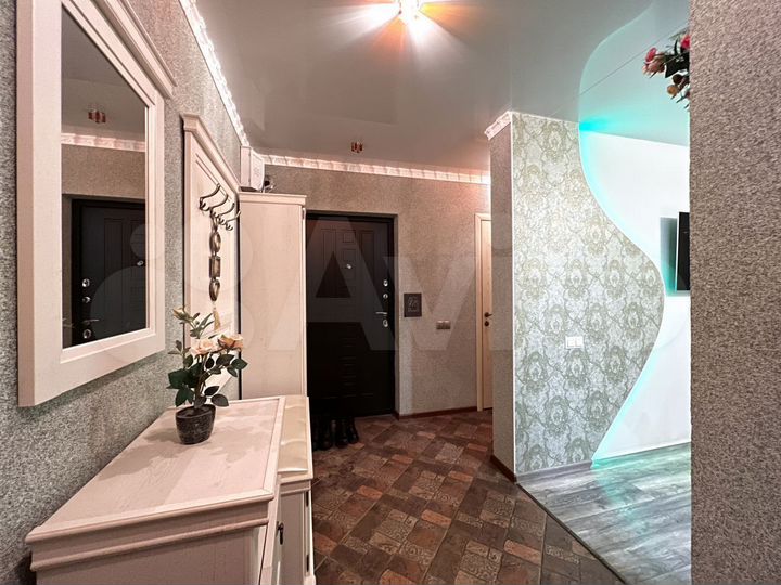 2-к. квартира, 62 м², 17/18 эт.