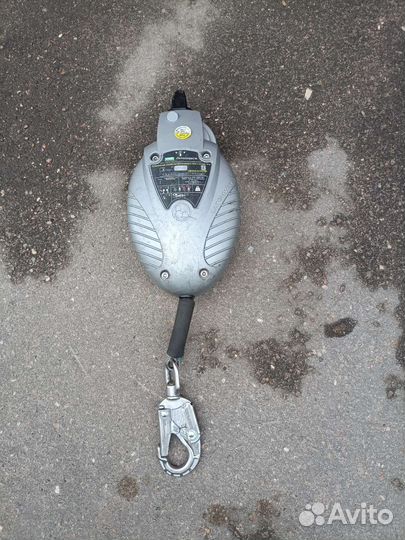 Блокирующие устройства MSA Втягивающего типа