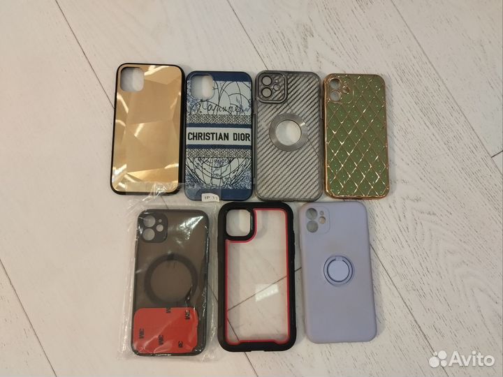 Чехлы на iPhone 11