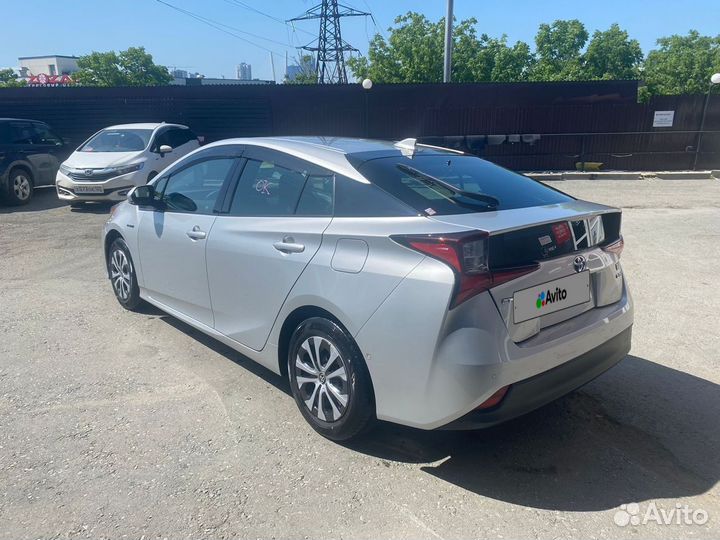 Toyota Prius 1.8 AT, 2020, 62 000 км