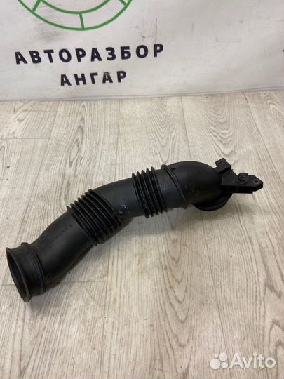 Патрубок воздушного фильтра Ford Kuga DR txda 2011