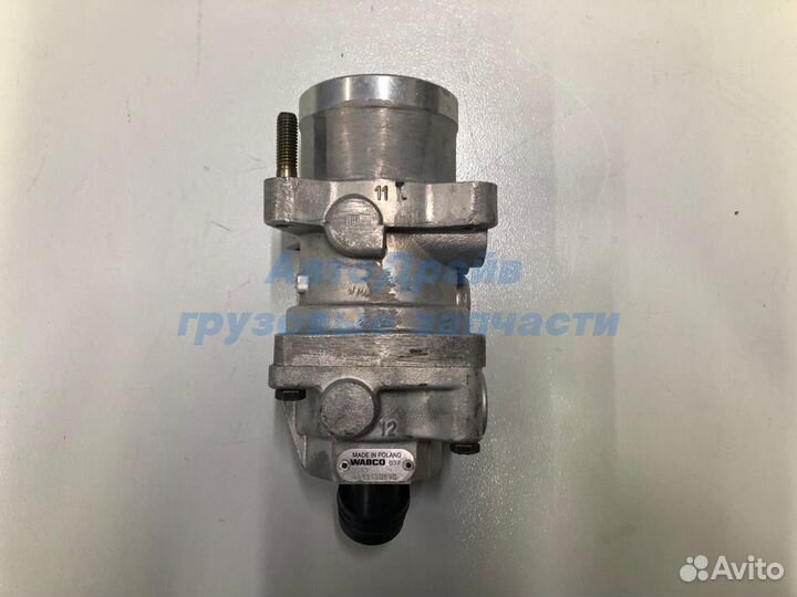 Кран главный тормозной автобусов Ман Неоплан