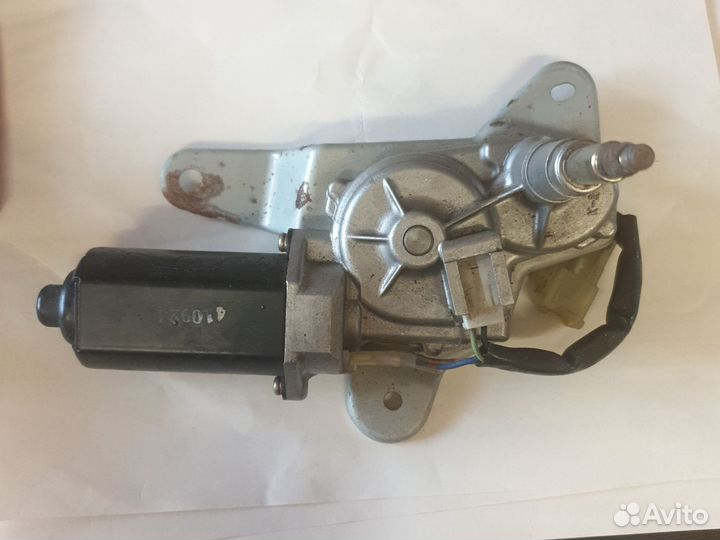 Моторчик заднего дворника honda Fit GD1