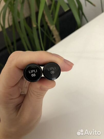 Блеск для губ матовый NYX