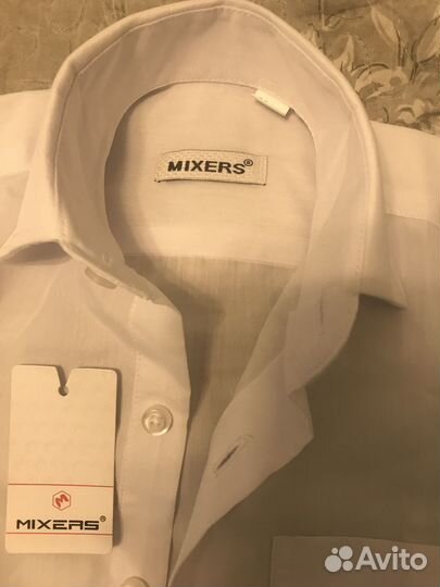Рубашка белая новая