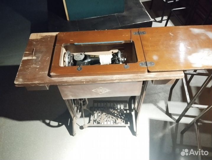 Швейная машинка