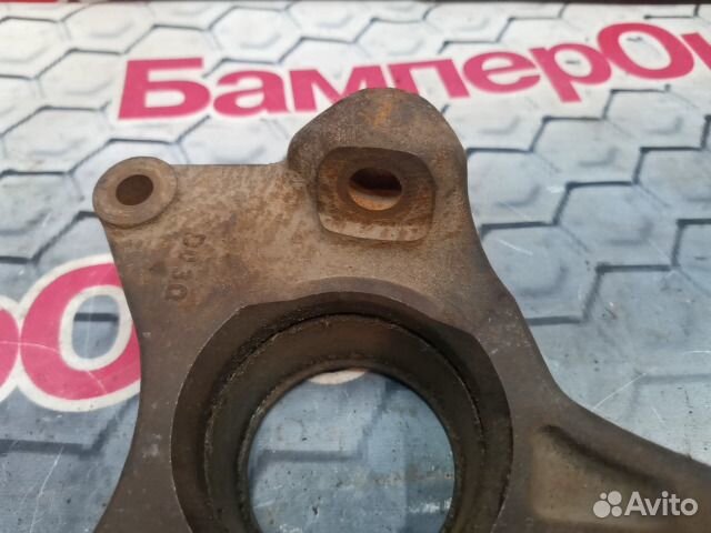 Кулак поворотный передний левый Renault Duster