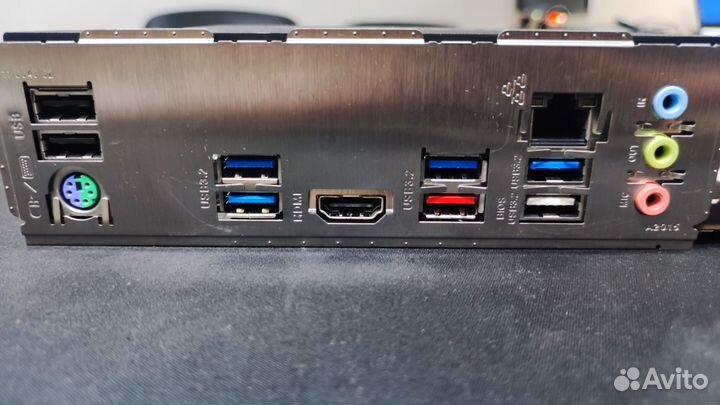 Материнская плата 1200 Gigabyte Z490 UD