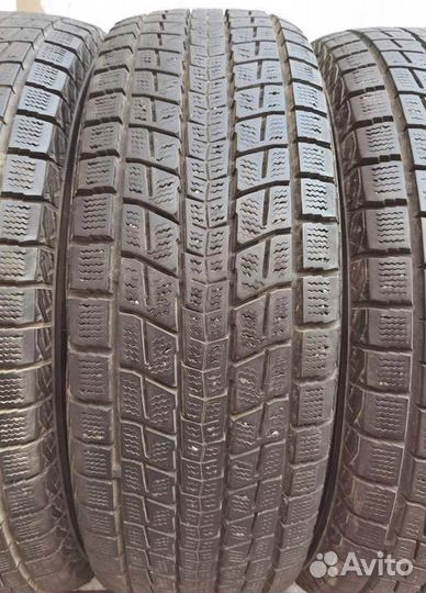 Dunlop Winter Maxx SJ8 215/70 R16 97Q