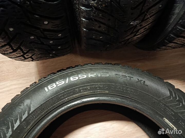 Nokian Tyres Hakkapeliitta 8 185/65 R15 92T