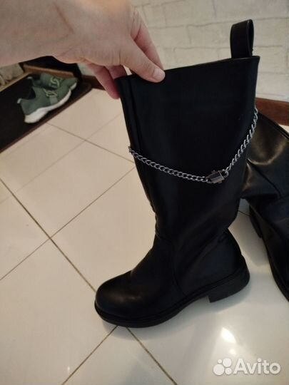 Сапоги высокие р 36.5и косуха р 152/164