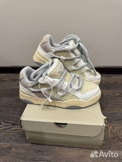 Кроссовки cat sofa