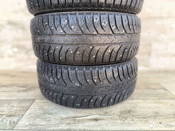 Bridgestone Ice Cruiser 7000 195/55 R15