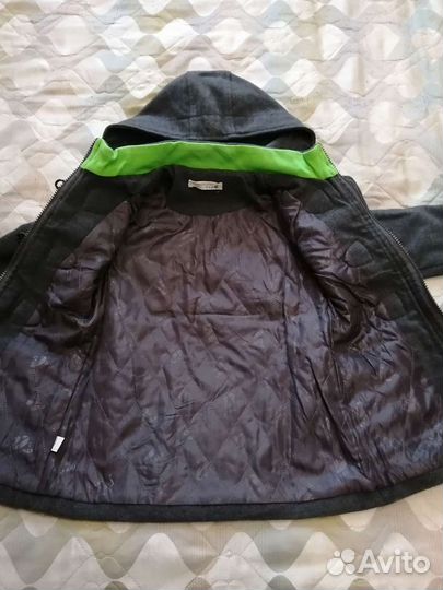 Пальто на мальчика 110р