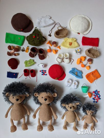 Ёжики вязаные сувенир игрушка