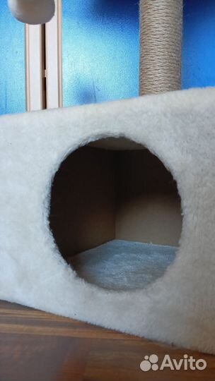 Домик для кошки с когтеточкой