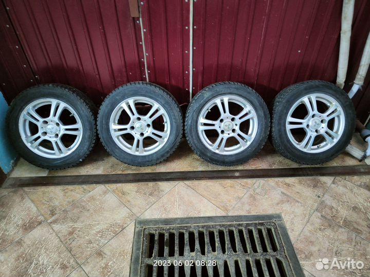 Колеса r15 зимние в сборе
