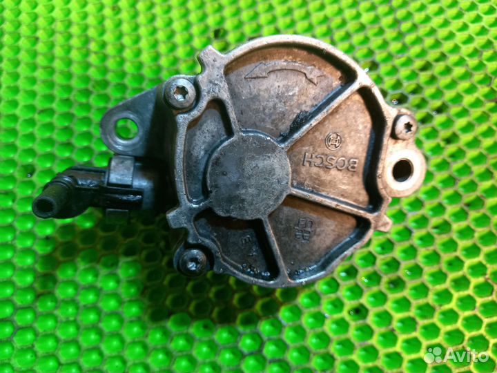 Вакуумный насос Peugeot Partner