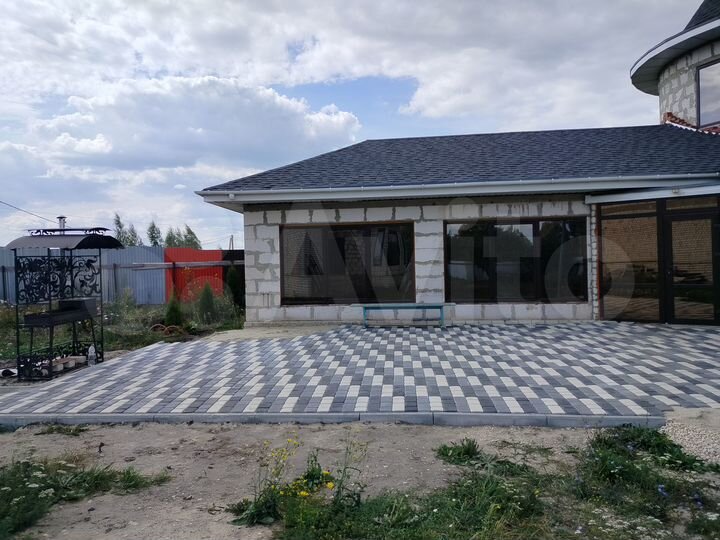 Дом 180 м² на участке 15 сот.