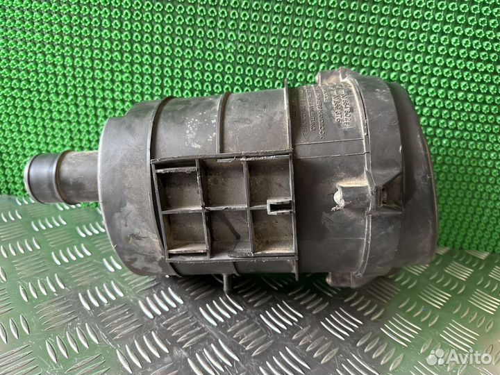 Корпус воздушного фильтра Renault Megane 1 1.6 8V