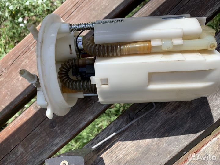 Бензонасос