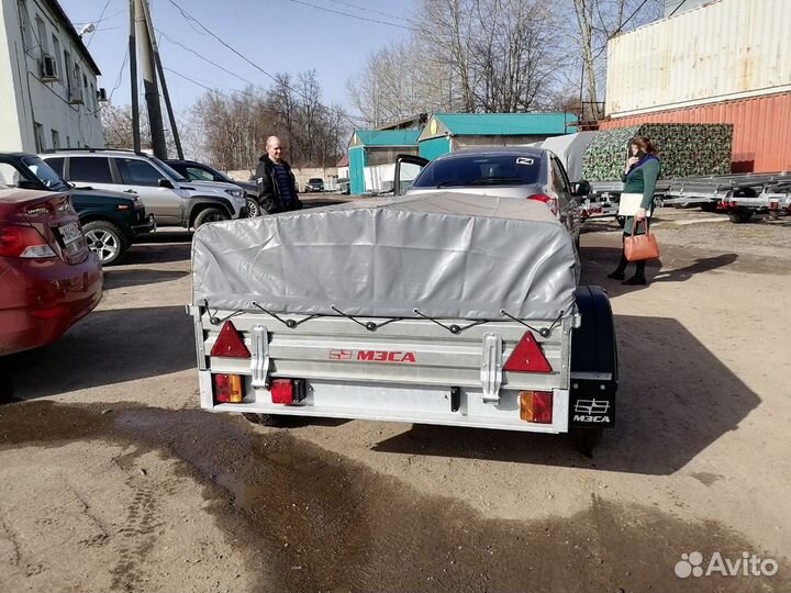 Прицеп одноосный с опорным колесом