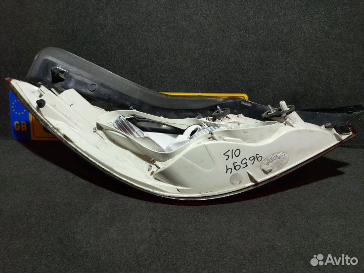 Фонарь правый Opel Insignia лифтбек A18XER 2011