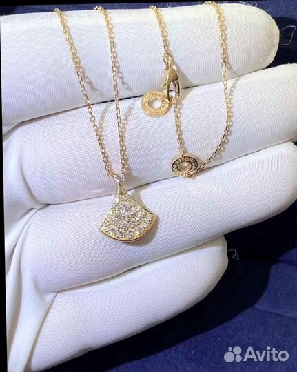 Колье Bulgari, золото, бриллианты 0,47 ct