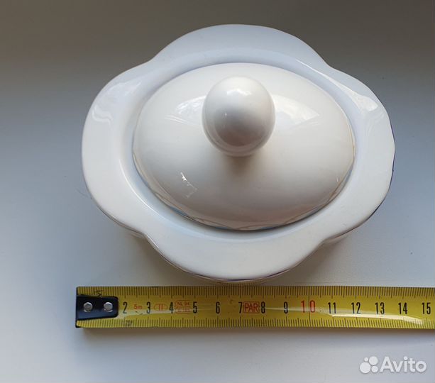 Чайные чашки с блюдцами