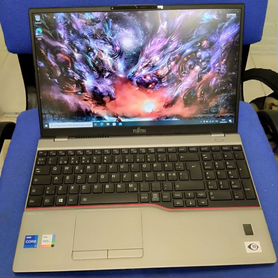 Fujitsu Lifebook U7511. i7-1165G7/512/16.(15.5) IP