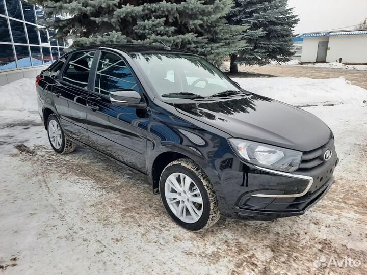 LADA Granta 1.6 МТ, 2022