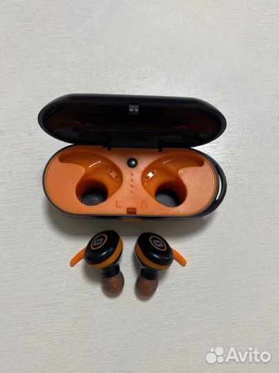 Беспроводные наушники