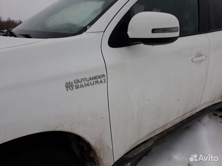 Mitsubishi Outlander 2.4 CVT, 2014, 155 000 км