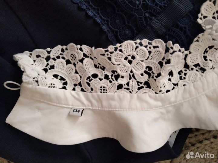 Школьные платья, фартук,134-146см