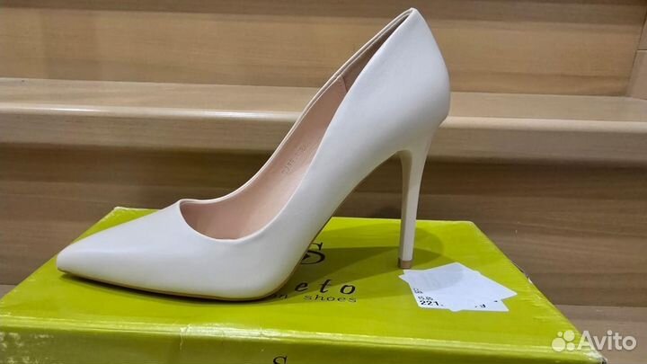 Туфли лодочки 38р. Каблук 10 см