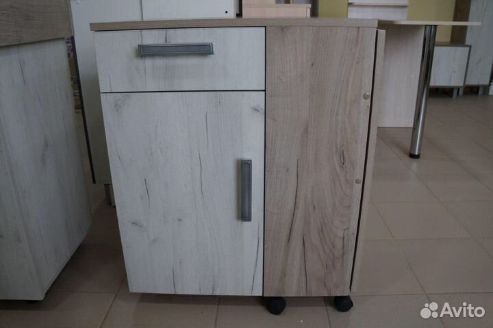 Швейный стол