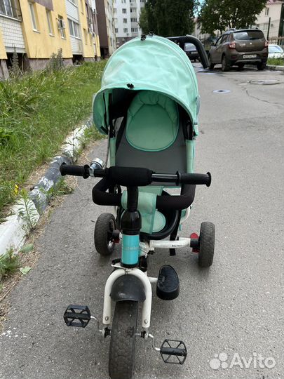 Велосипедс родительской ручкой