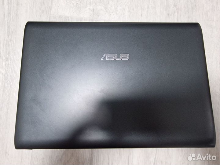 Нетбук Asus 1225B