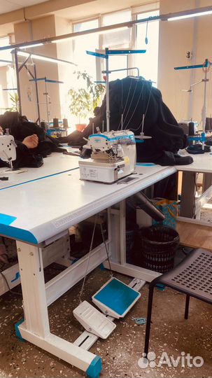 Промышленный оверлок Jack