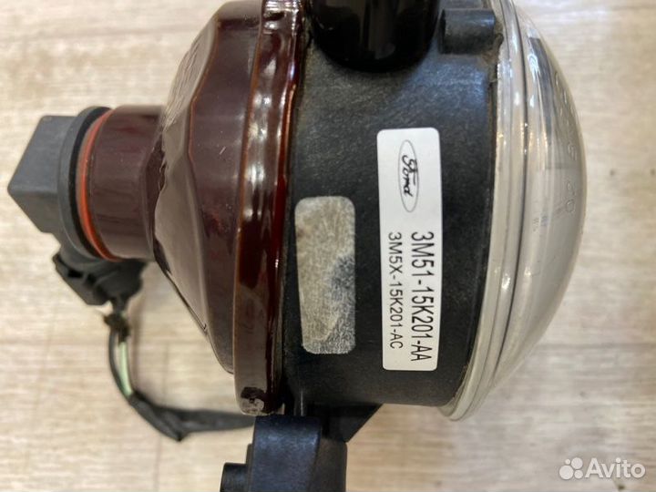 Фара противотуманная Ford Focus CB4 1.6L