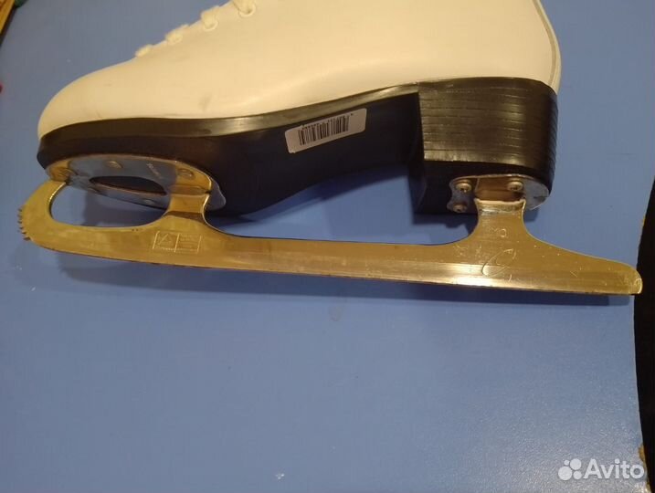 Фигурные коньки Graf Arosa 39 размер