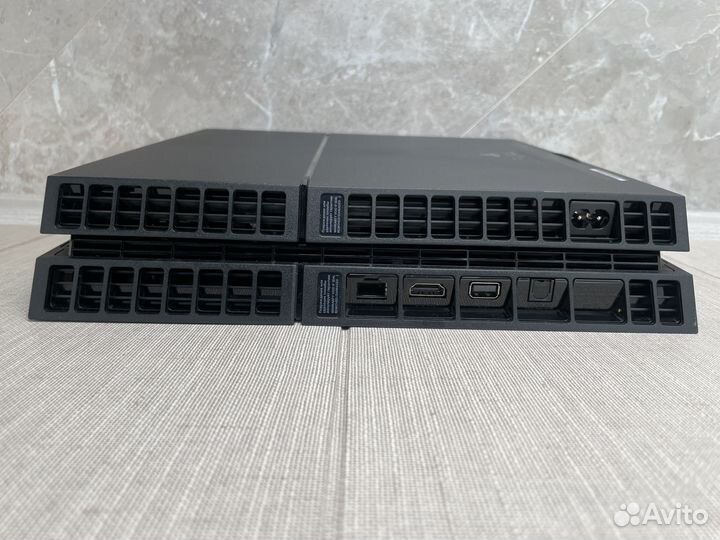 Sony Playstation 4 FAT (CUH 1208A)