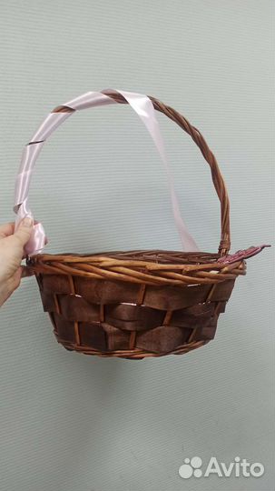 Корзина плетеная для подарков