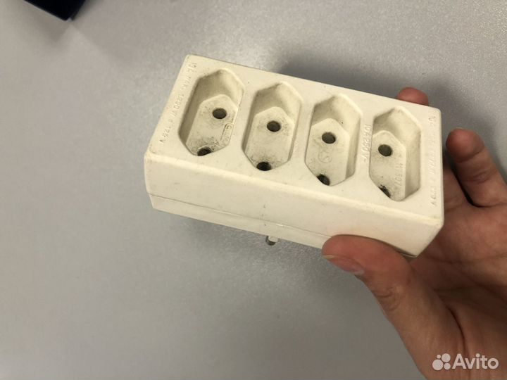 Блоки питания USB адаптеры для зарядки разные