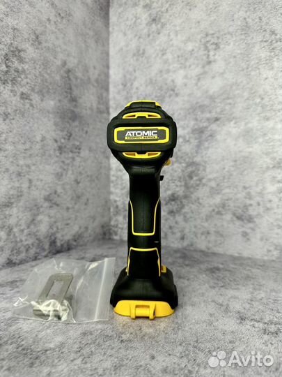 Шуруповерт dewalt dcd 708