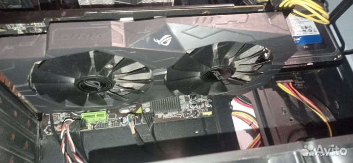 Видеокарта Asus ROG Strix rx570 4gb