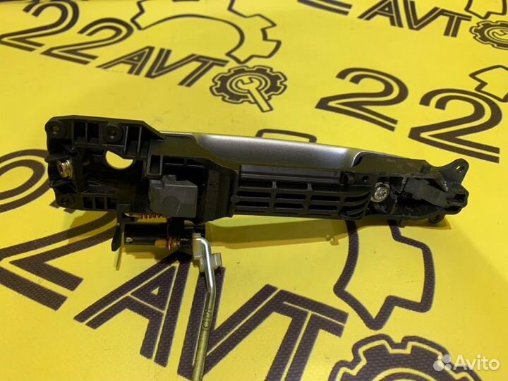 Ручка двери внешняя передняя правая Toyota Ist